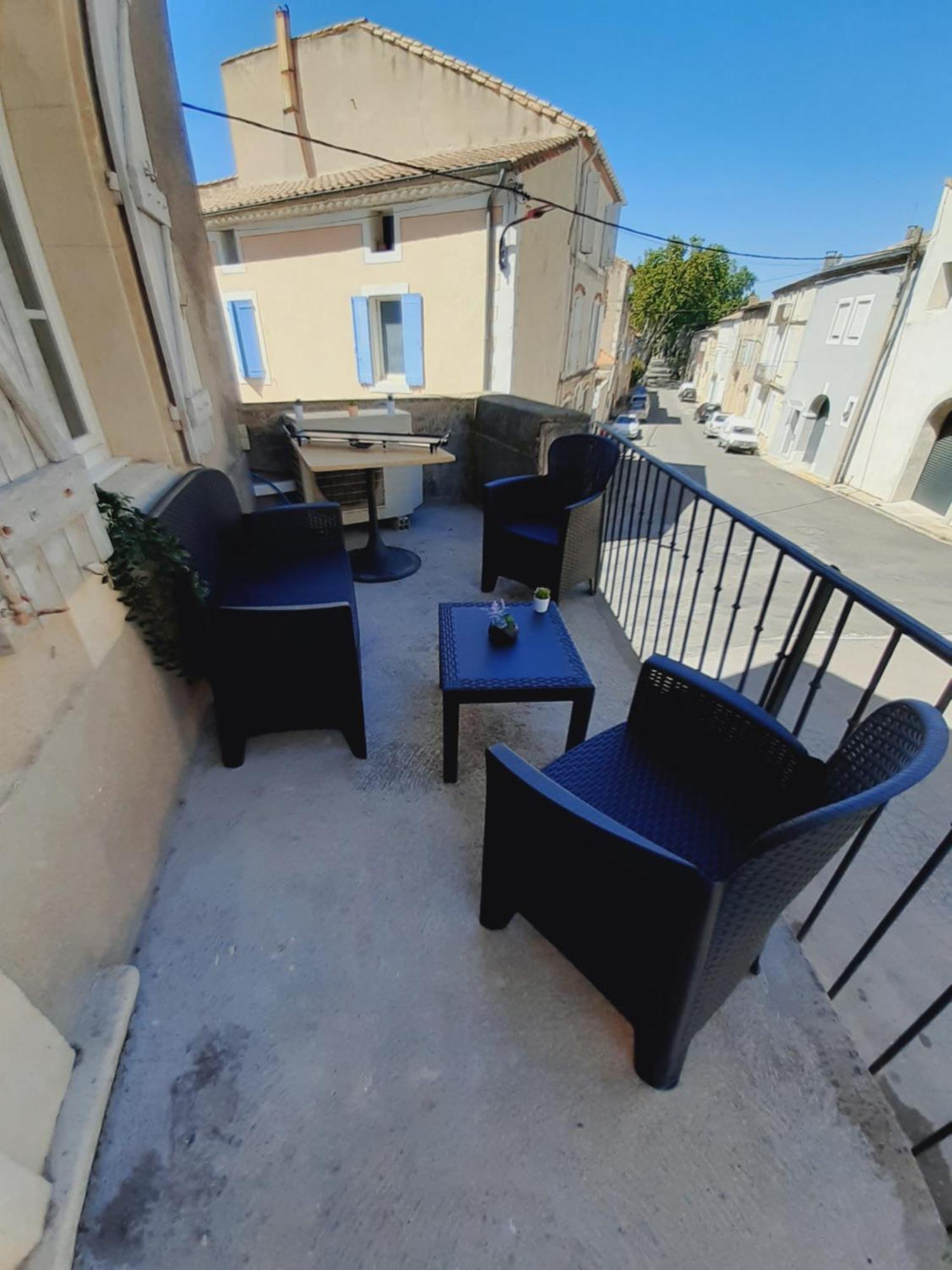 Les 27 Villa Ginestas Exterior photo